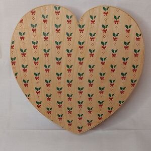 Enesco Heart-Shaped Holiday Decor with Red and Green Holly Pattern